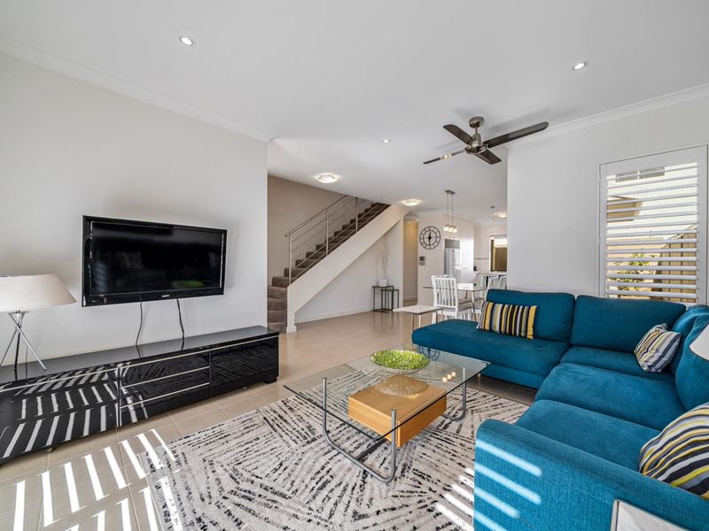 22 Leverburgh Street, Ardross
