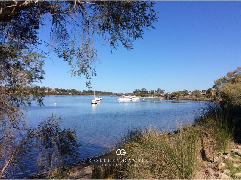 73 The Esplanade, Mount Pleasant