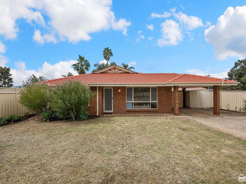 13 Community Drive, Camillo