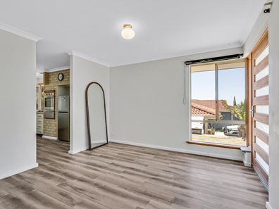 20 Jacana Way, Halls Head WA 6210