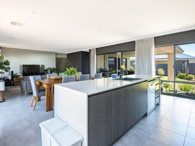29 Lochern Road, Baldivis WA 6171