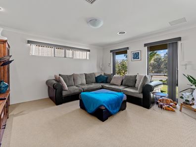 14 Valour Bend, Baldivis WA 6171