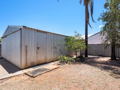 76 Killarney Street, Hannans WA 6430