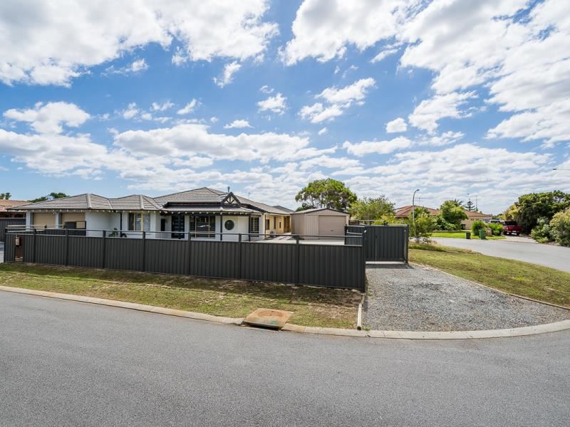 2 Batavia Court, Port Kennedy WA 6172