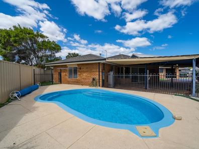 2 Batavia Court, Port Kennedy WA 6172