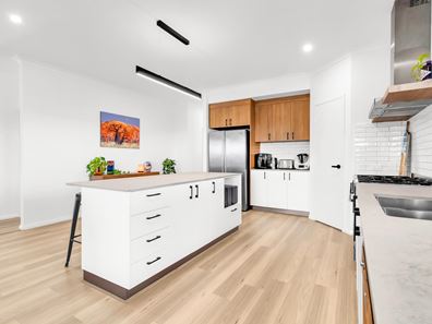38 Coolajacka Crescent, Baynton WA 6714