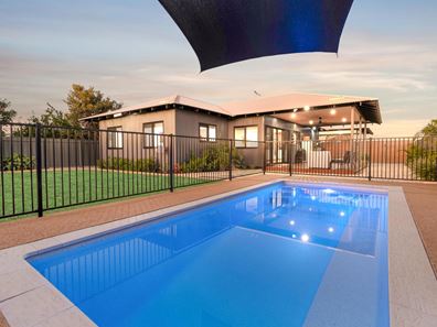 38 Coolajacka Crescent, Baynton WA 6714
