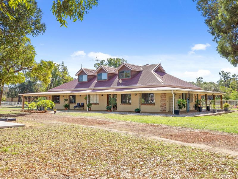 41 Evergreen Loop, Stake Hill