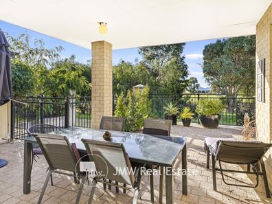 20 Inverness Avenue, Dunsborough WA 6281