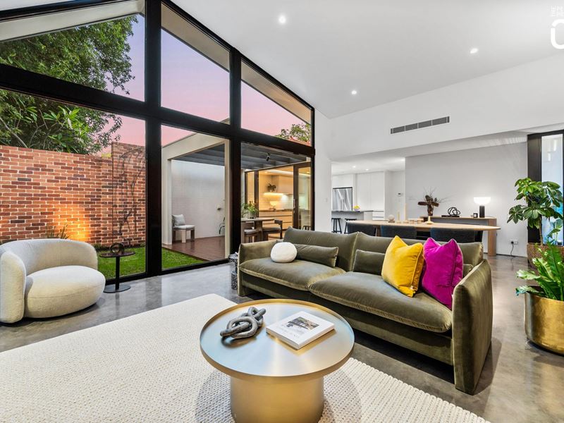 7 McCarthy Street, Perth