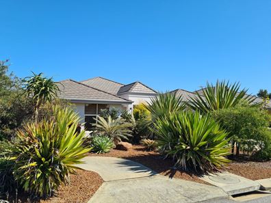 16 PRINCETON CIRCUIT, Aubin Grove WA 6164