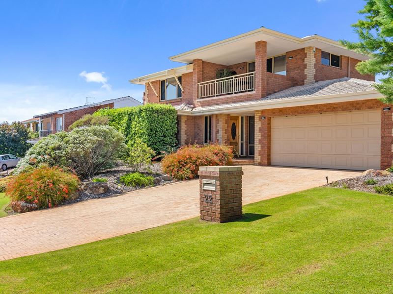 22 Barranjoey Way, Sorrento WA 6020