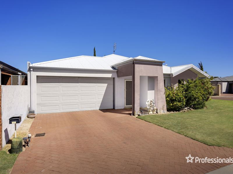 77 Damia Circle, Port Denison