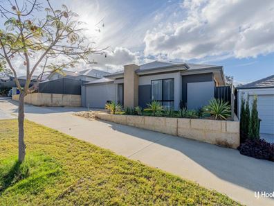 8 Paramount Boulevard, Baldivis WA 6171