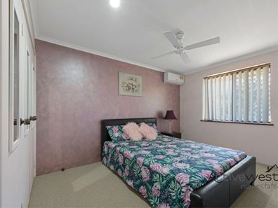 2/1 Sardam Place, Mahomets Flats WA 6530