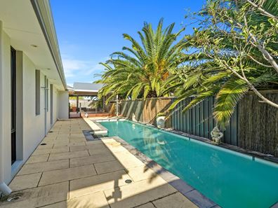 14 Newfound Street, Secret Harbour WA 6173