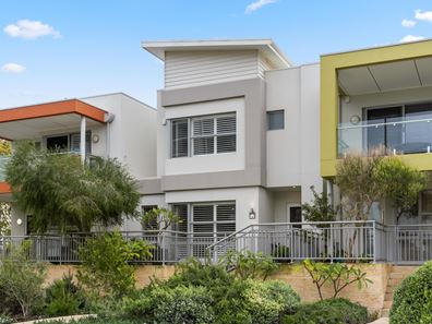 19 Advocate Way, North Coogee WA 6163