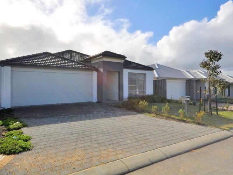 26 Bellingham Parade, Wellard WA 6170