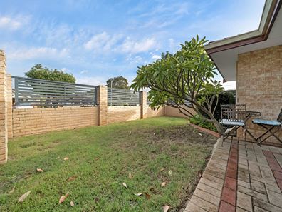 36 Newhaven Way, Nollamara WA 6061