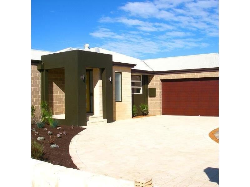 35 Premier Circle, Dongara WA 6525