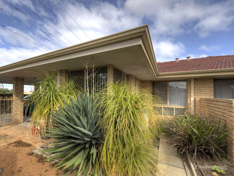 1/7 Park Road, Midvale WA 6056