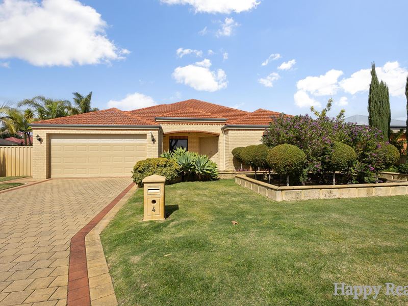 4 Bracadale Way, Canning Vale