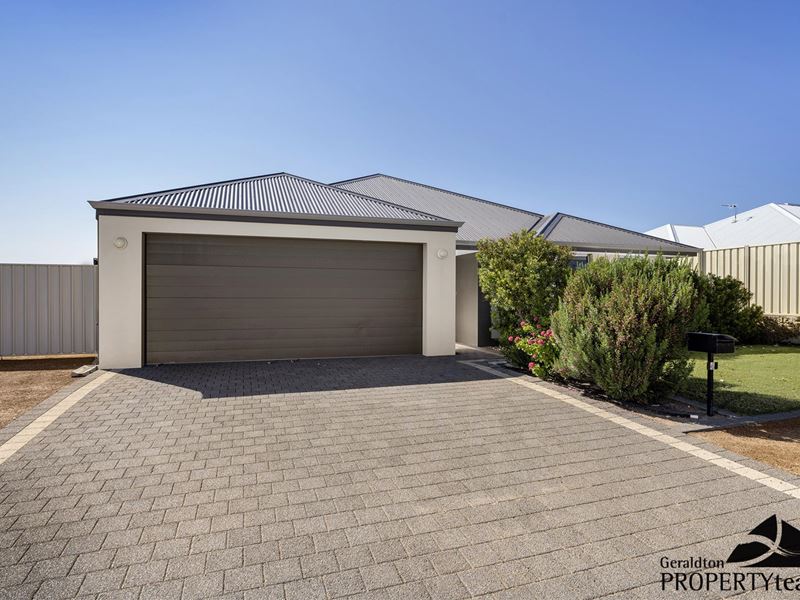 4 Morningstar Grange, Wandina