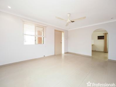 2 Ashness Close, Balga WA 6061