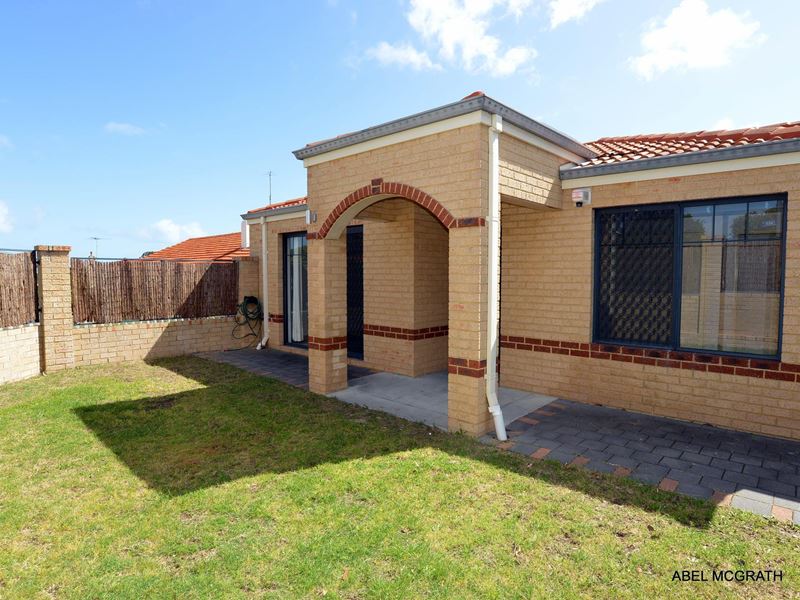 1/127 Swan Street, Tuart Hill WA 6060