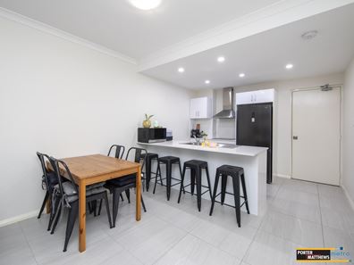 4/142 Renou Street, East Cannington WA 6107