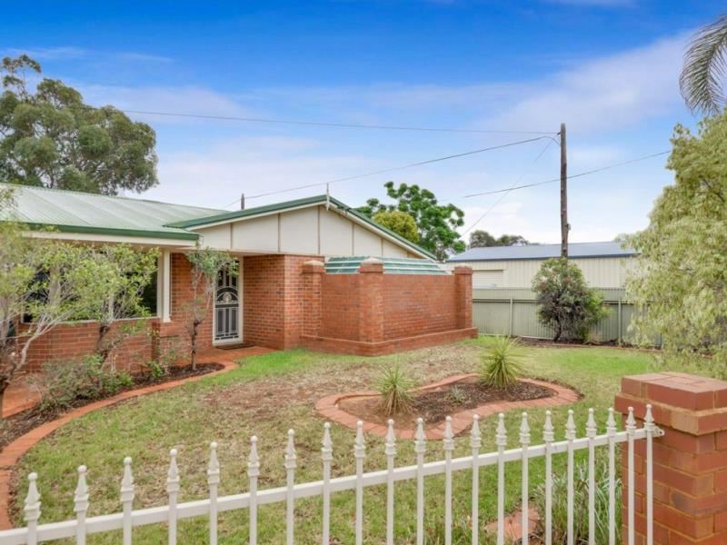 2A Hare Street, Lamington