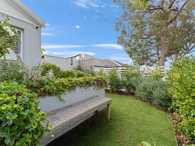 28 Hinckley Street, Parmelia WA 6167