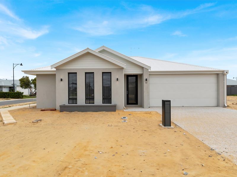 13 Williamstown Drive, Baldivis WA 6171