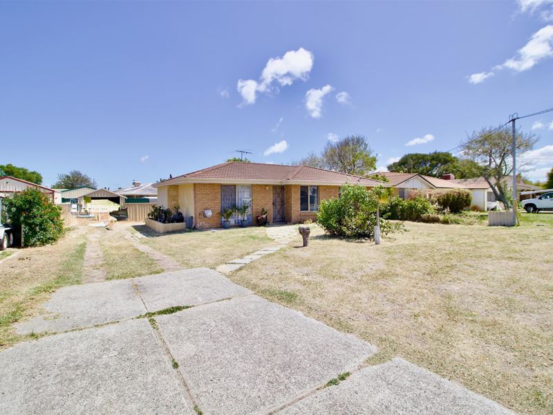 9 Jubilee Drive, Waikiki WA 6169