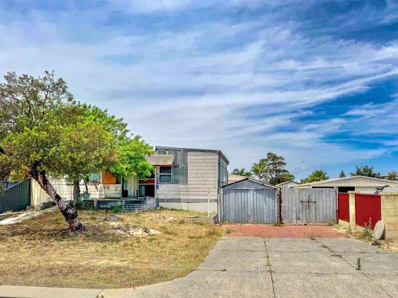 11 Martell Street, Warnbro WA 6169