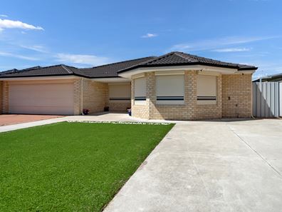 59 Copperback Circle, Huntingdale WA 6110