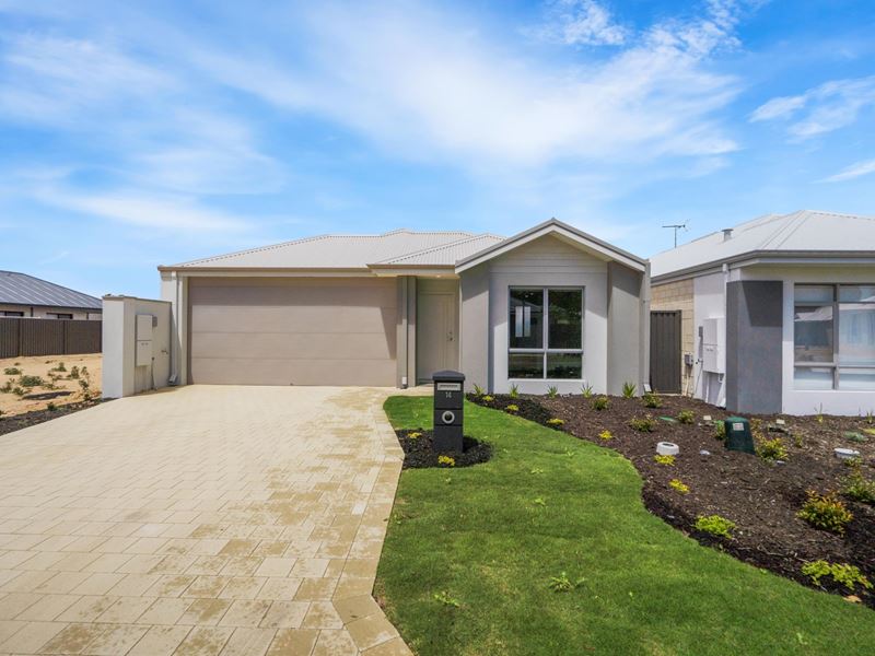 14 Tarot Grove, Baldivis