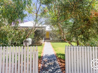 10 Joslin Street, Hilton WA 6163