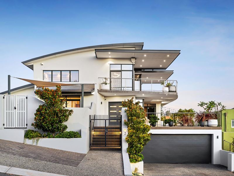 2 Grenville Avenue, Sorrento WA 6020