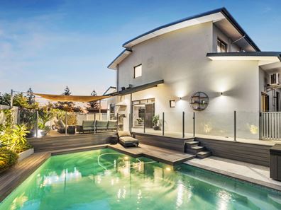 2 Grenville Avenue, Sorrento WA 6020