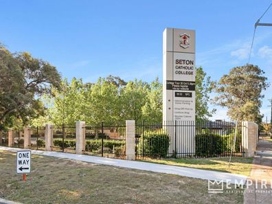 66 McCombe Avenue, Samson WA 6163