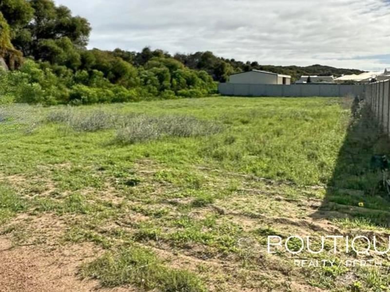3 Edwards Street, Dongara WA 6525