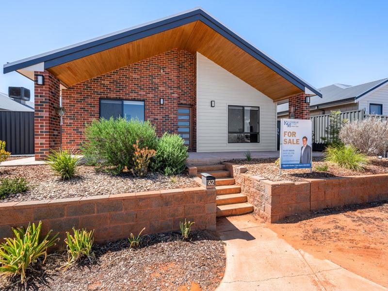 62 Aslett Drive, Karlkurla WA 6430
