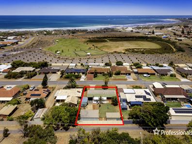 18 Roebuck Street, Mahomets Flats WA 6530