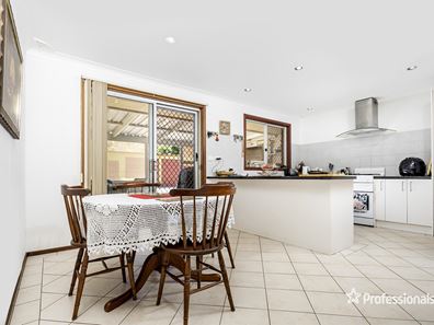 18 Roebuck Street, Mahomets Flats WA 6530