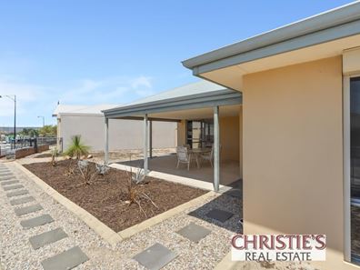 1 MacQuarie Bend, Ellenbrook WA 6069