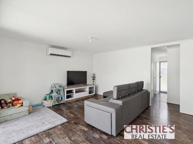 1 MacQuarie Bend, Ellenbrook WA 6069