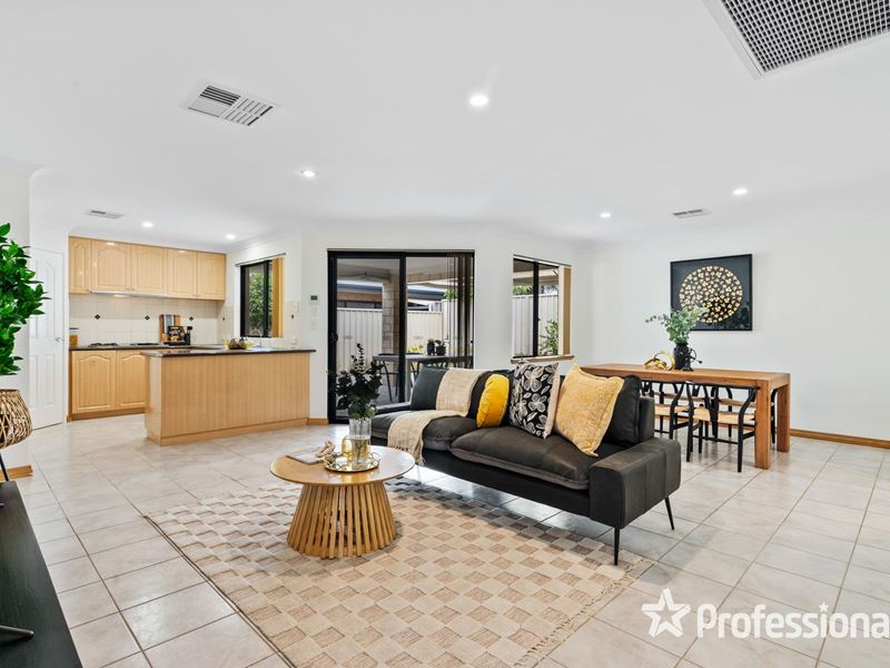 6A Johnsmith Street, Morley WA 6062