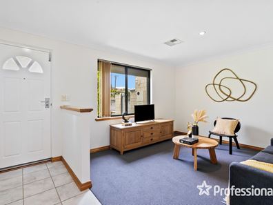 6A Johnsmith Street, Morley WA 6062
