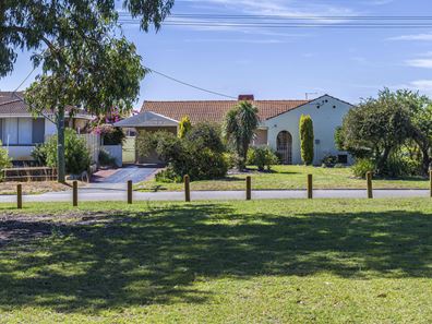 14 Chesney Street, Morley WA 6062